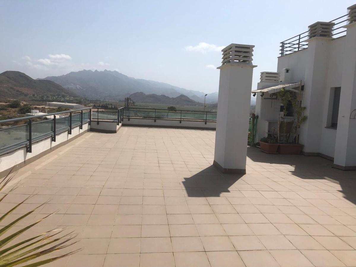 Apartamento Atico Pinar de Garrucha con vistas al mar-Gran Terraza Exterior foto
